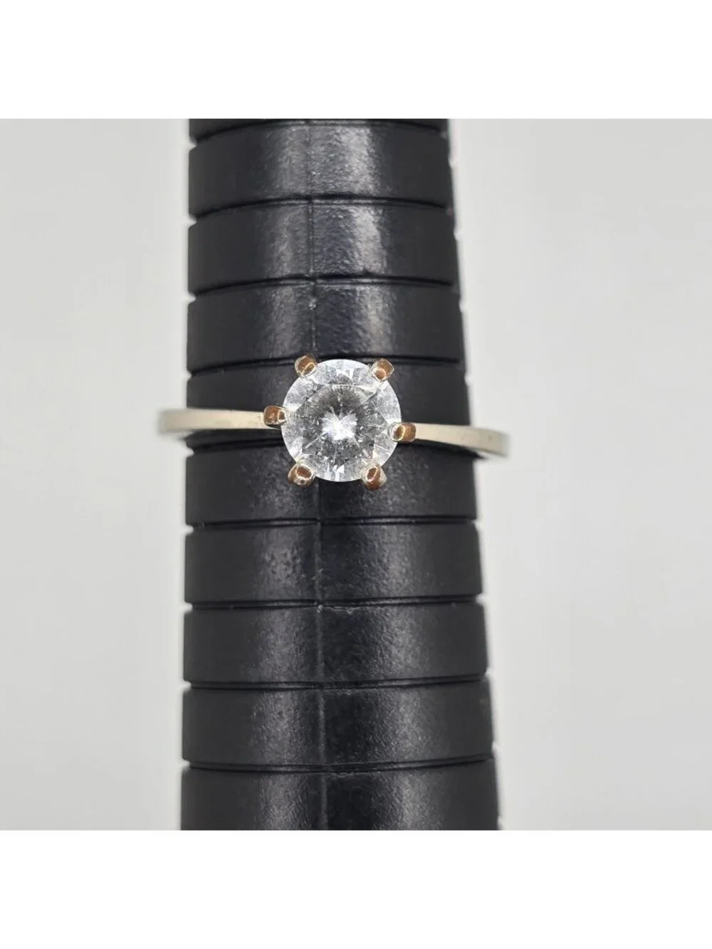 Vintage SETA Ring Silver tone Solitaire Engagement Round-Cut Stone Size 8.75